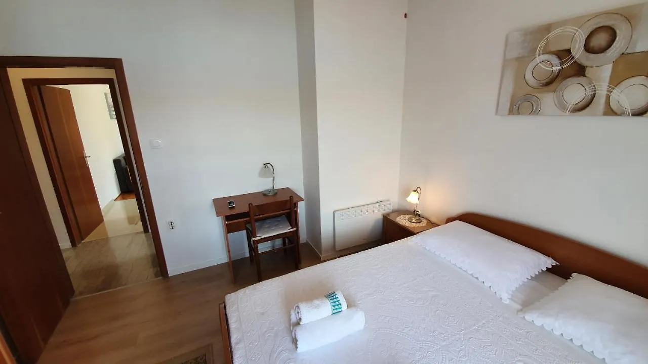 Apartments Desa - Only For Families Pag Town