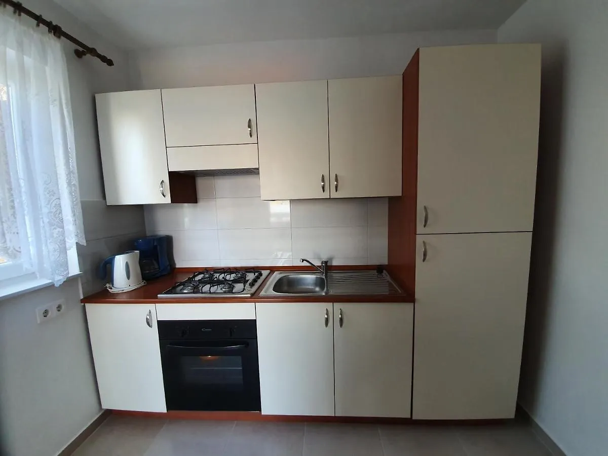Apartments Desa - Only For Families Pag Town