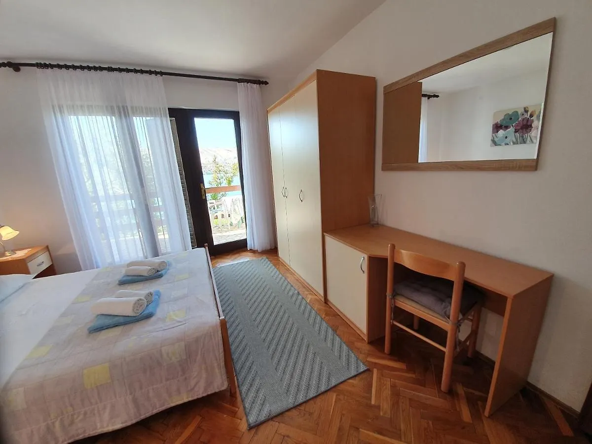 Apartments Desa - Only For Families Pag Town