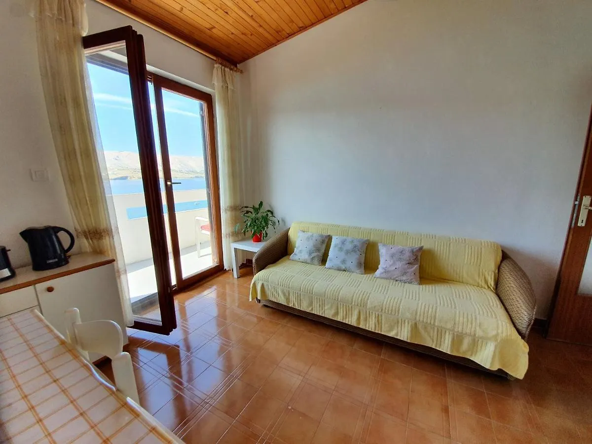 Apartments Desa - Only For Families Паг