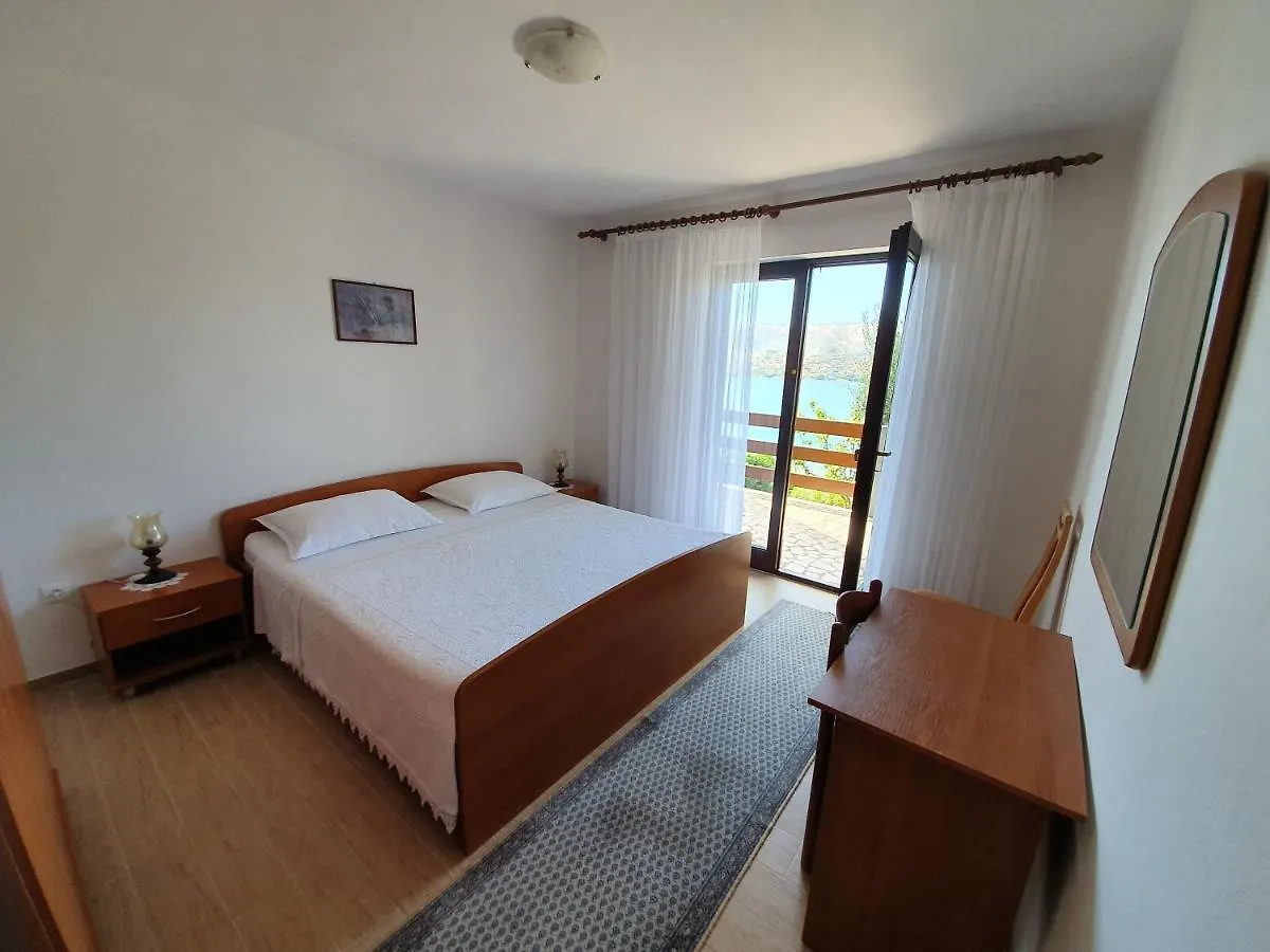 Apartments Desa - Only For Families Паг